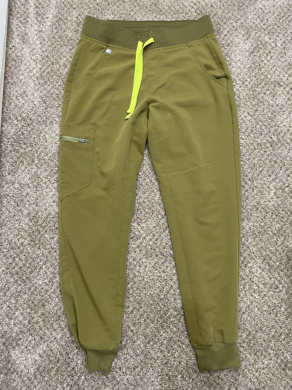 FIGS Martini Olive Zamora Joggers